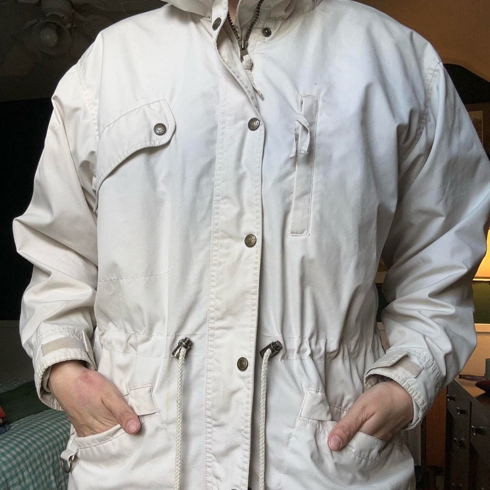 Eddie Bauer fall/winter Jacket with Drawstring Waist